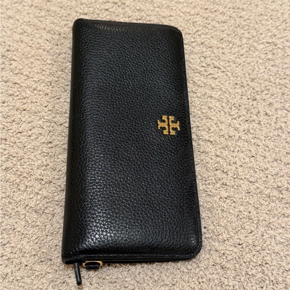 Tory Burch Black Pebbled Leather Zip Wallet with Gold Logo Accent
